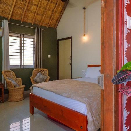 The Hideout Cottage And Restaurant Hampi Exterior foto