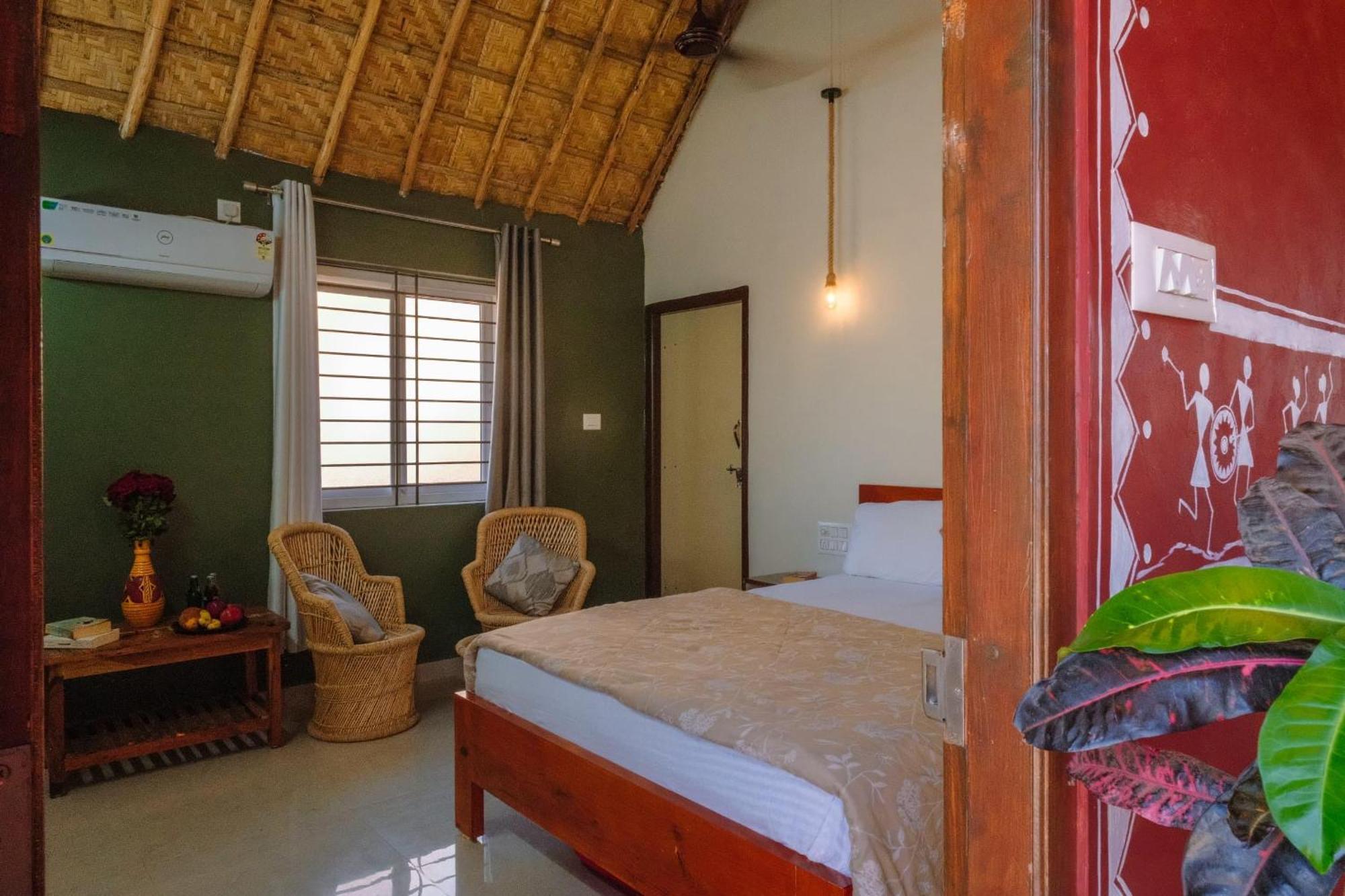 The Hideout Cottage And Restaurant Hampi Exterior foto