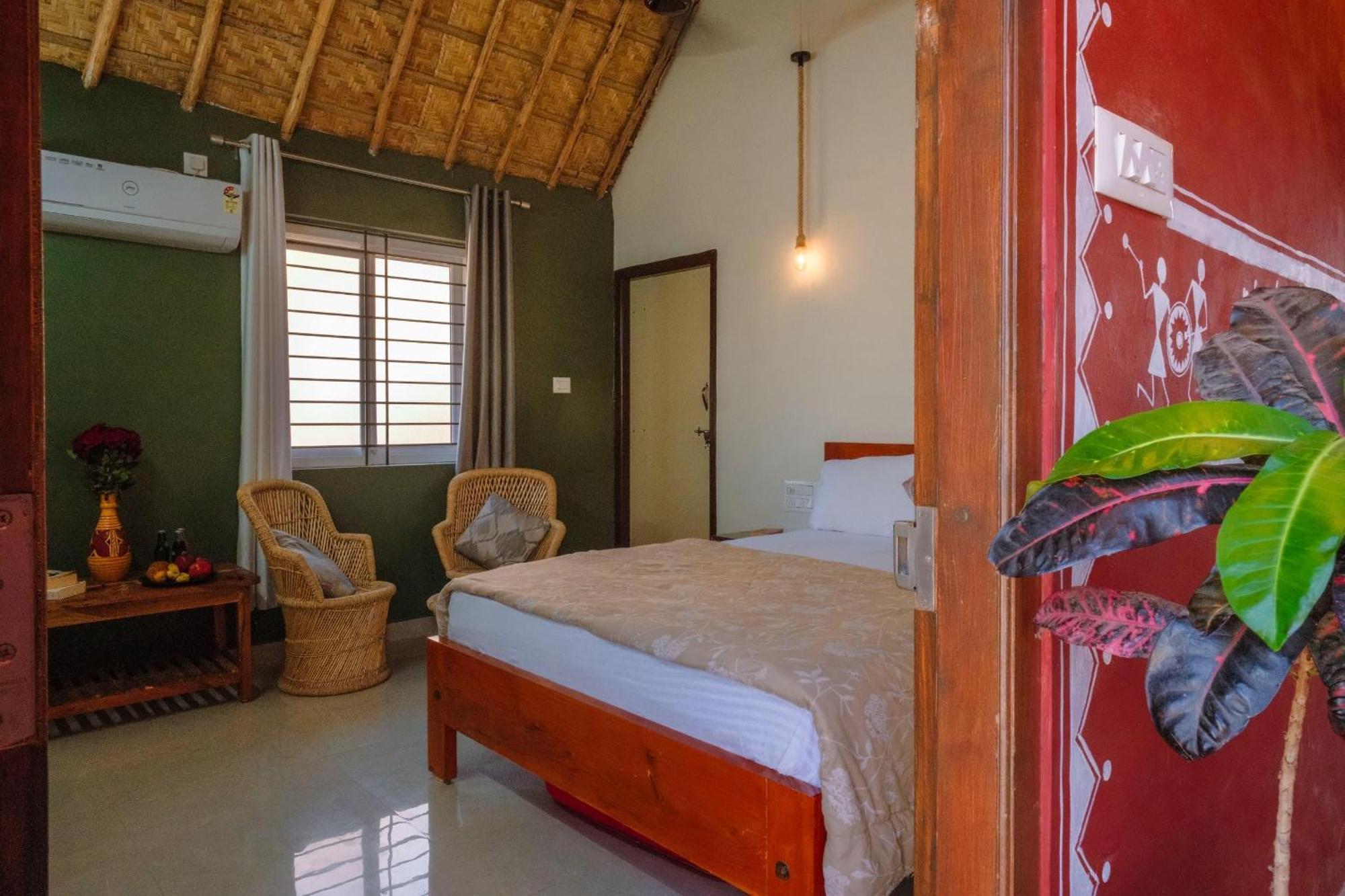 The Hideout Cottage And Restaurant Hampi Exterior foto
