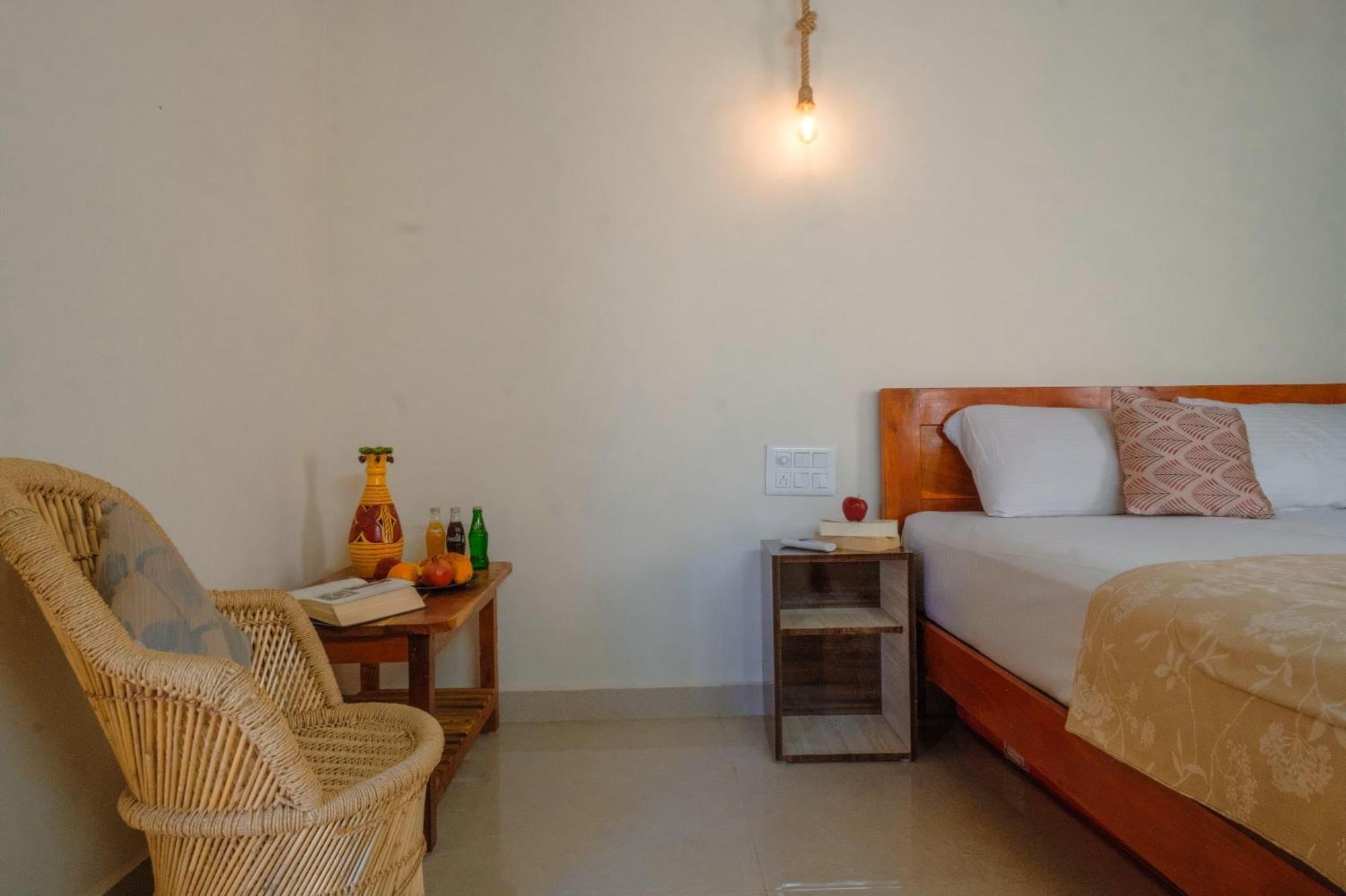 The Hideout Cottage And Restaurant Hampi Exterior foto